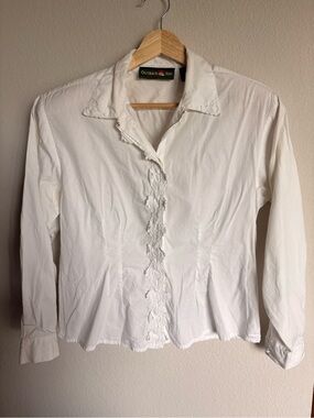 Vintage Outback Red White Cotton Lace Trim Button Down Blouse Womens Small
